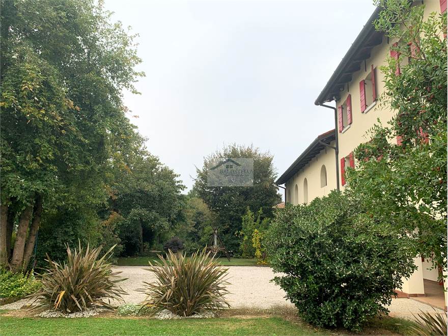 Facciata casa