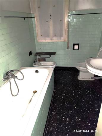 appartamento 2° piano bagno
