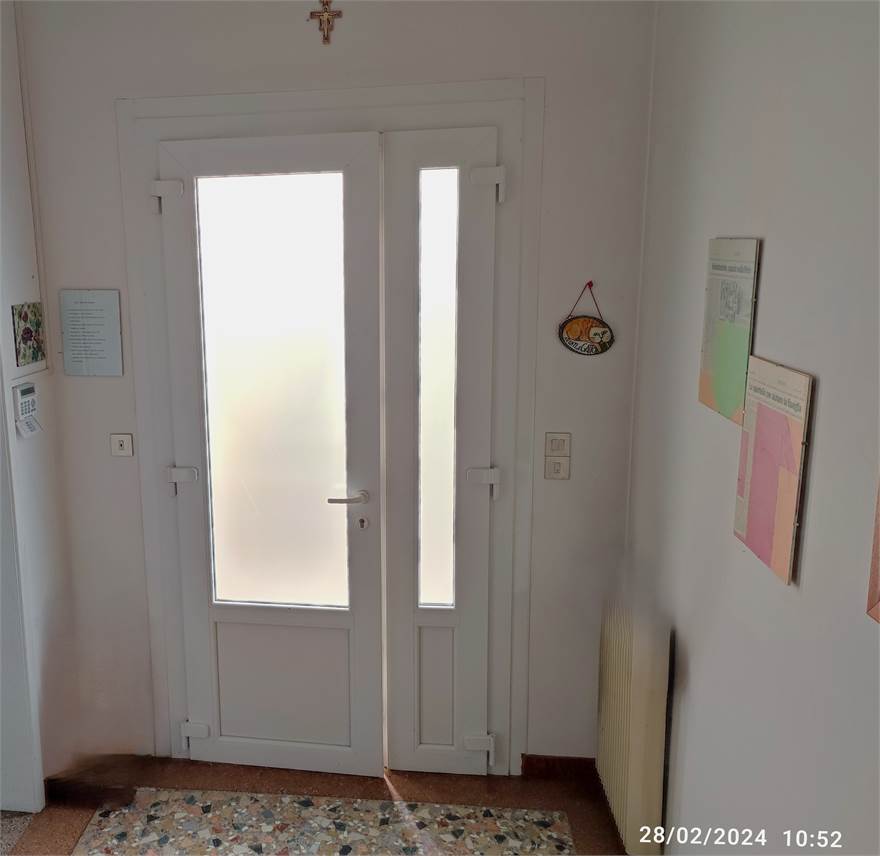 appartamento 1° piano porta entrata