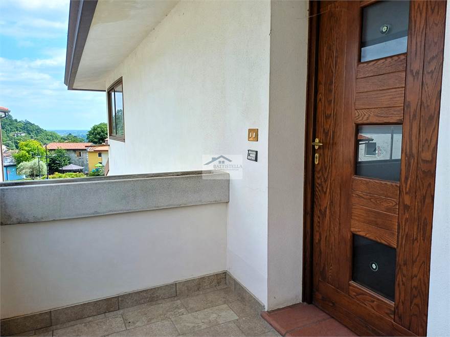 Secondo ingresso
