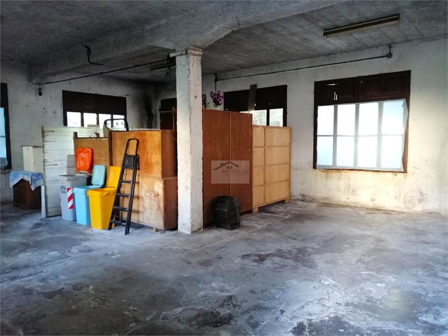 Capannone interno